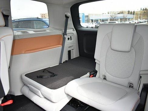 New 2025 Volkswagen ID. Buzz Pro S Plus image 9