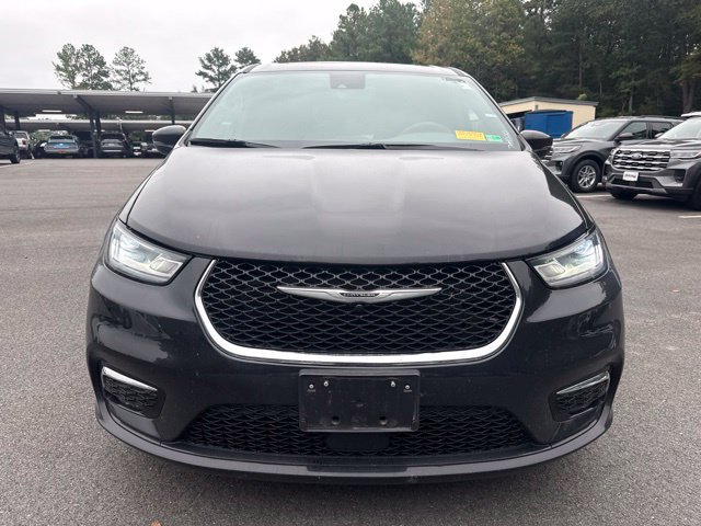 Used 2026 Chrysler Pacifica Limited FWD image 8