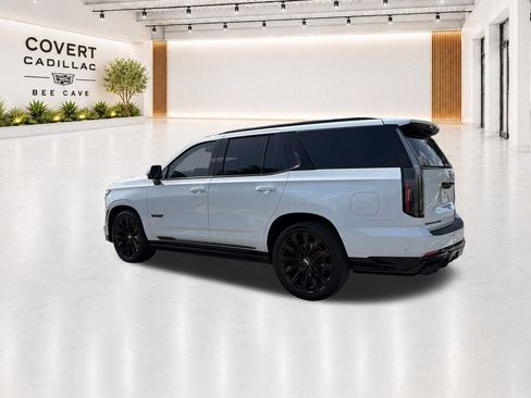 Certified 2026 Cadillac Escalade V w/ LPO, ONYX Package AWD/4WD image 10