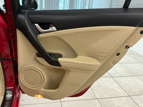 Used 2013 Acura TSX Sedan image 22