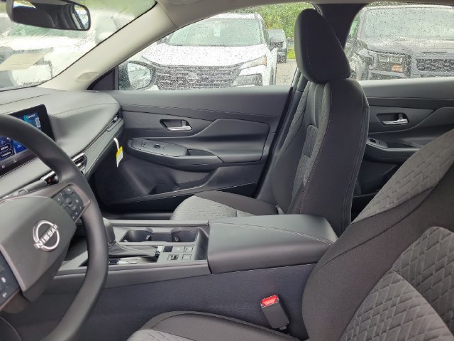 New 2027 Nissan Sentra SV w/ Floor Mat Package FWD image 15