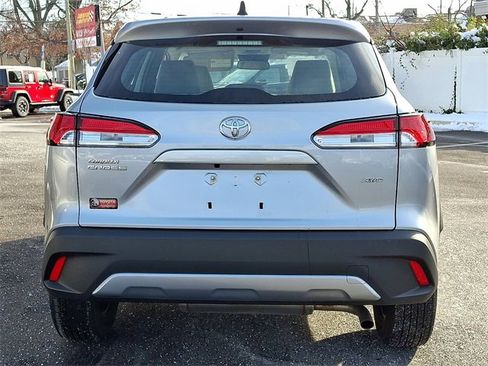 Certified 2023 Toyota Corolla Cross L image 5