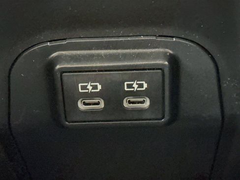 Certified 2023 Toyota RAV4 XLE FWD image 31