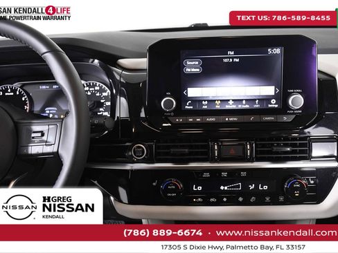 New 2024 Nissan Pathfinder SV w/ SV Premium Package image 16