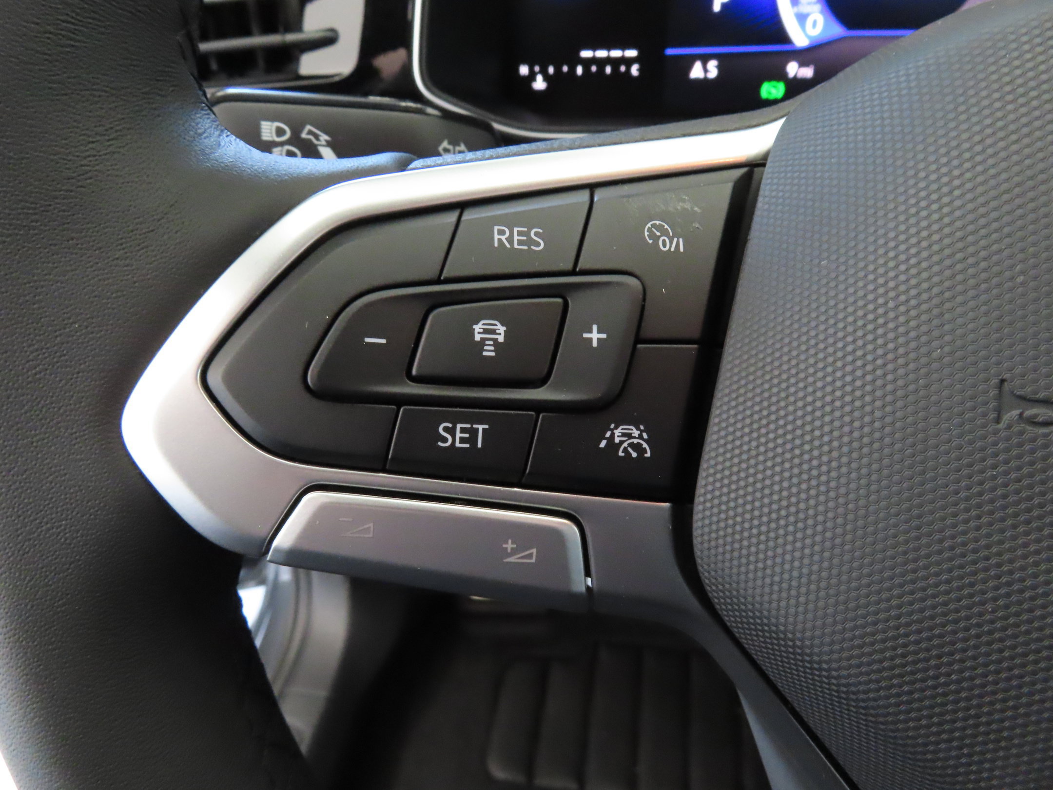Used 2026 Volkswagen Jetta Sport FWD image 13