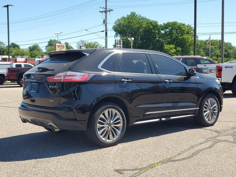 Certified 2022 Ford Edge Titanium w/ Equipment Group 301A AWD/4WD image 4