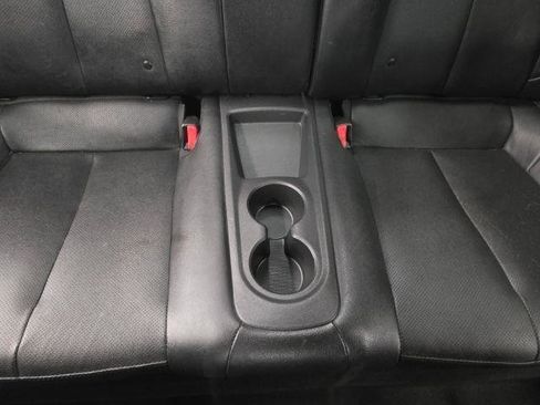 Used 2016 Hyundai Veloster Turbo FWD image 36
