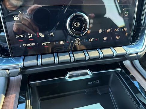 New 2026 GMC Yukon XL Denali AWD/4WD image 22