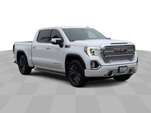 Used 2022 GMC Sierra 1500 Denali w/ Denali Premium Package image 3