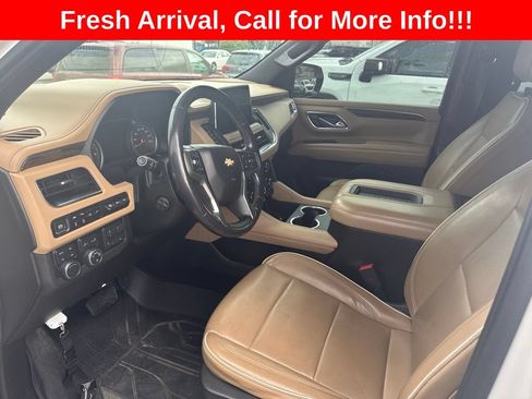 Used 2021 Chevrolet Suburban Premier w/ Premium Package AWD/4WD image 9