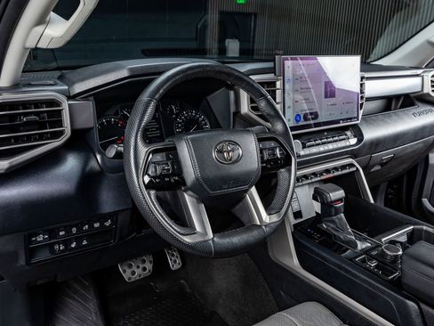 Used 2022 Toyota Tundra SR5 image 17