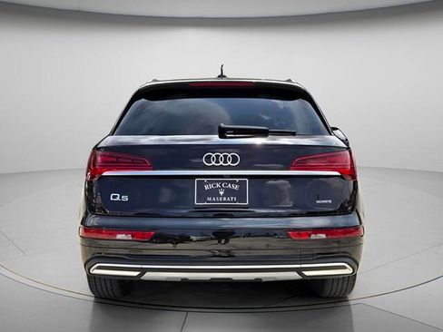 Used 2023 Audi Q5 2.0T Premium w/ Convenience Package AWD/4WD image 5