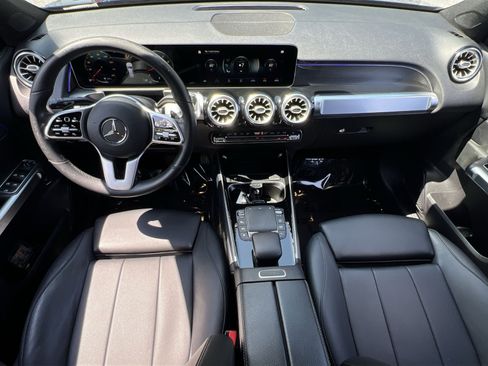 Used 2021 Mercedes-Benz GLB 250 image 28