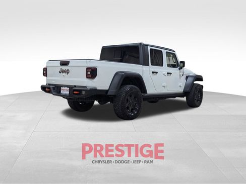 Used 2023 Jeep Gladiator Mojave w/ Cold Weather Group AWD/4WD image 7