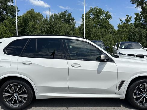 Used 2021 BMW X5 M50i w/ Premium Package AWD/4WD image 11