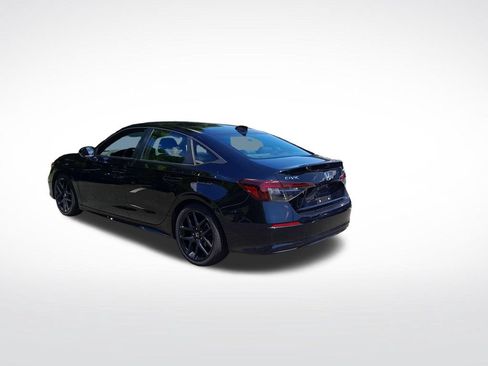 Used 2025 Honda Civic Sport image 6