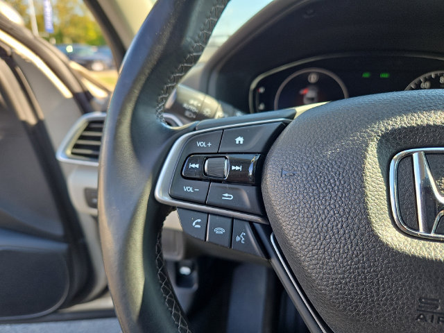 Used 2018 Honda Accord Touring image 21