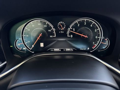 Used 2017 BMW 740i image 33