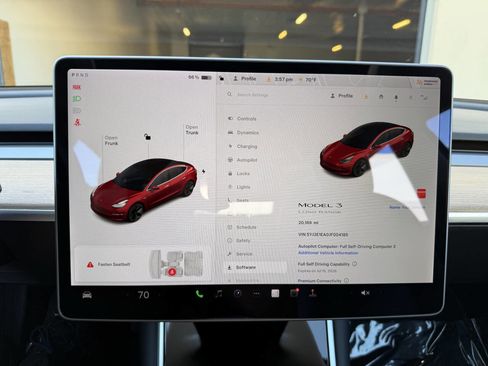 Used 2018 Tesla Model 3 Long Range image 10