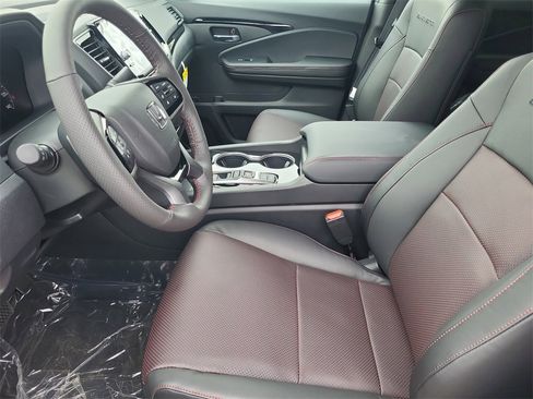 New 2026 Honda Ridgeline Black Edition image 8