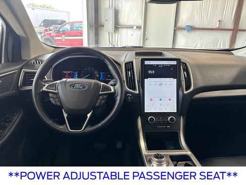 Used 2024 Ford Edge SEL AWD/4WD image 18