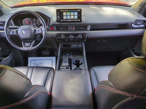 Used 2023 Honda Pilot TrailSport image 24