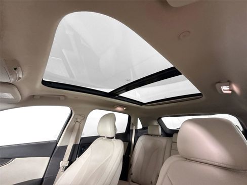 Used 2019 Lincoln Nautilus Reserve w/ Cargo Utility Package image 23