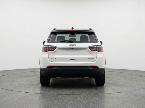 Used 2025 Jeep Compass Limited AWD/4WD image 7