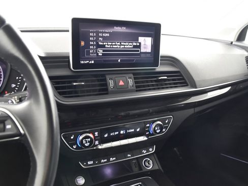 Used 2018 Audi Q5 2.0T Premium Plus w/ Premium Plus Package image 32