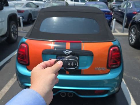 Used 2020 MINI Cooper S FWD image 3