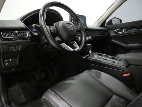 Used 2022 Honda Civic Touring image 12