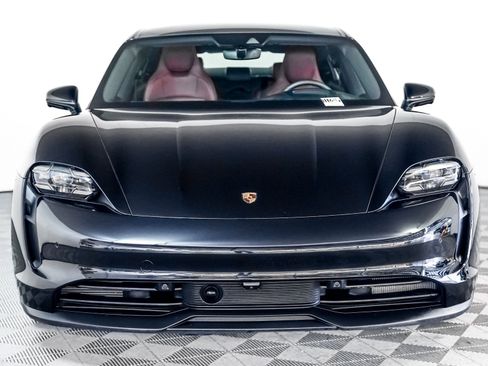 Certified 2023 Porsche Taycan image 7