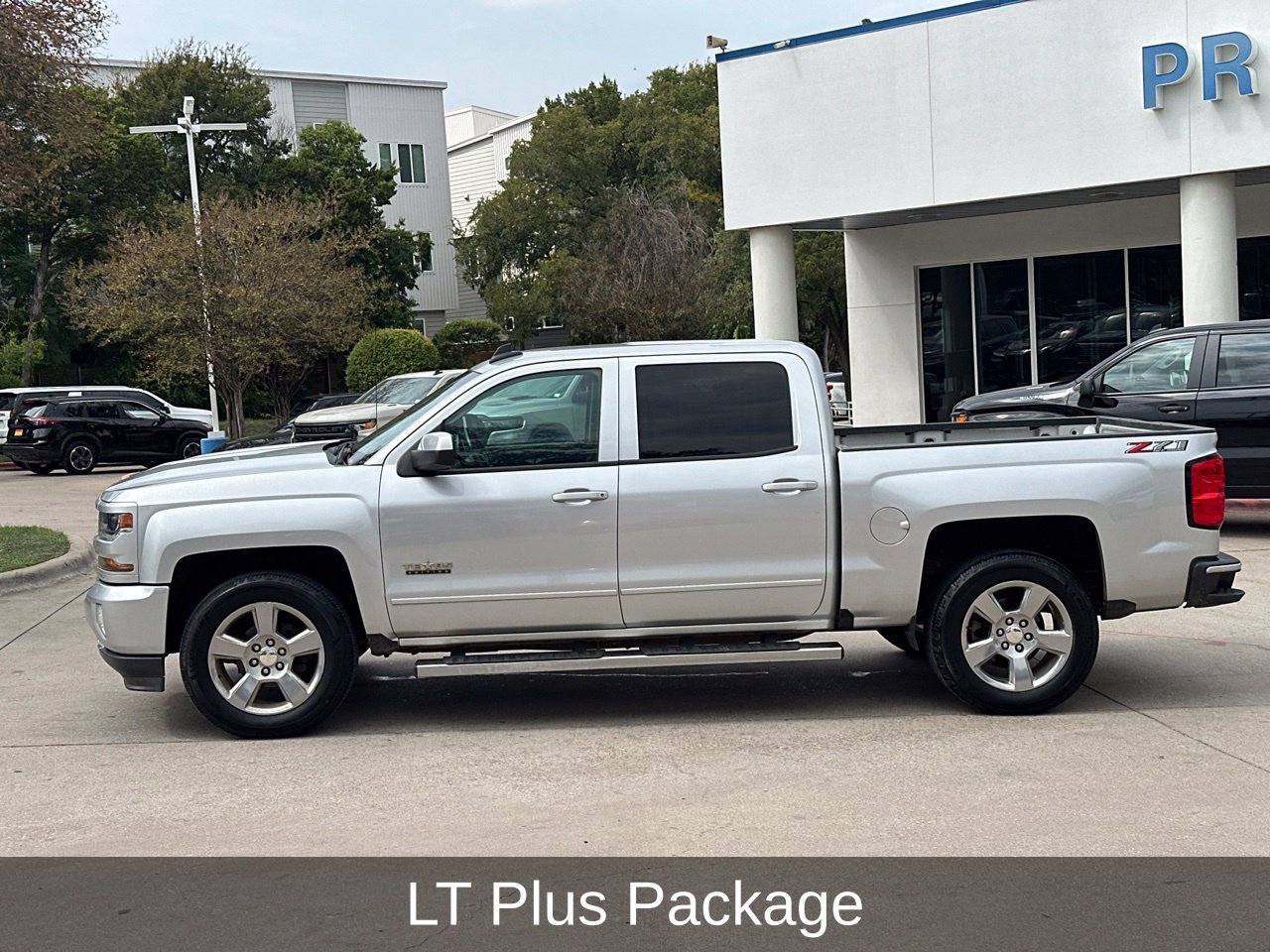 Used 2018 Chevrolet Silverado 1500 LT w/ Texas Edition AWD/4WD image 2