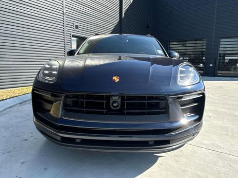 Used 2023 Porsche Macan Turbo image 6
