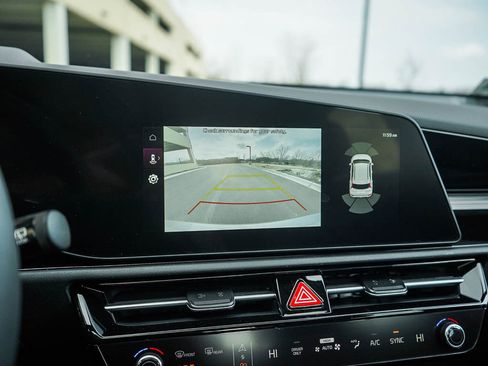 New 2026 Kia Niro SX image 25