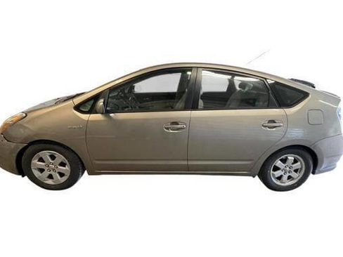 Used 2006 Toyota Prius FWD image 2