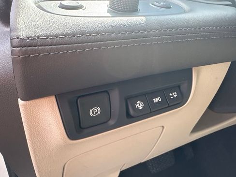 Used 2017 Buick LaCrosse Premium w/ Driver Confidence Package #2 FWD image 23