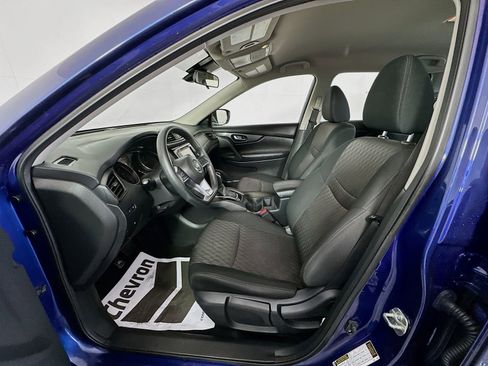Used 2020 Nissan Rogue S AWD/4WD image 19