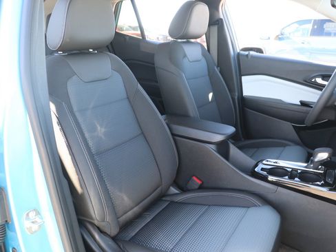 New 2026 Chevrolet Trax LT w/ LPO, Blackout Package image 31