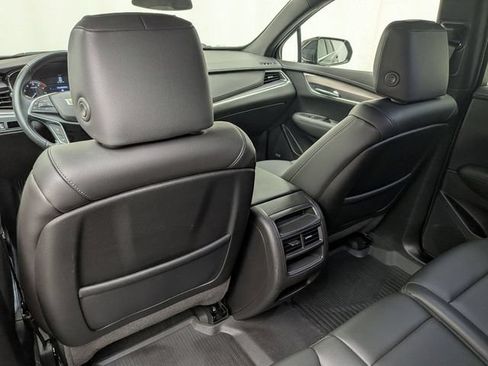 Certified 2023 Cadillac XT5 Luxury w/ LPO, Floor Liner Package AWD/4WD image 21