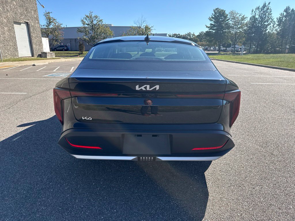 Used 2026 Kia K4 FWD image 6