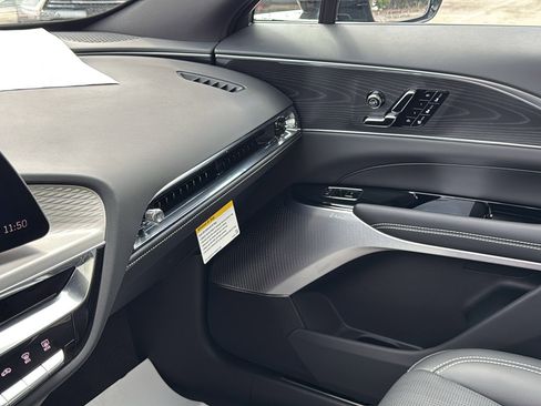Certified 2025 Cadillac Lyriq Luxury w/ LPO, Floor Liner Package AWD/4WD image 24