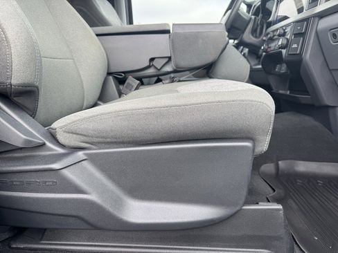 Used 2025 Ford F250 XLT w/ Black Appearance Package image 16