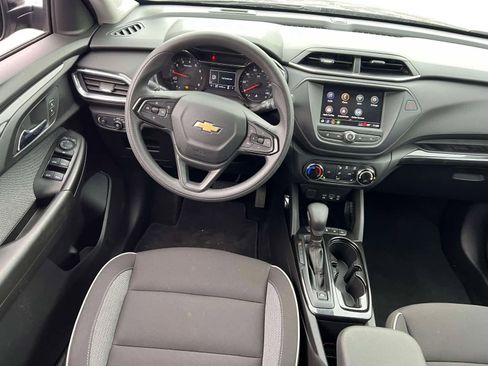 Used 2023 Chevrolet TrailBlazer LT image 12