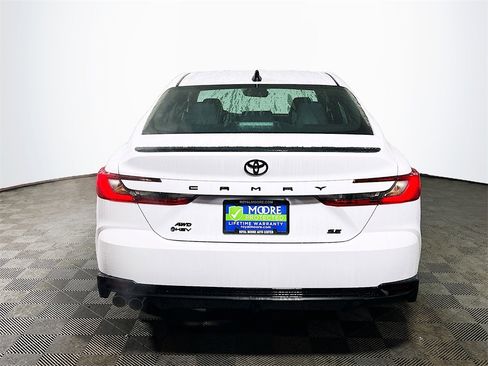 New 2026 Toyota Camry Hybrid image 7