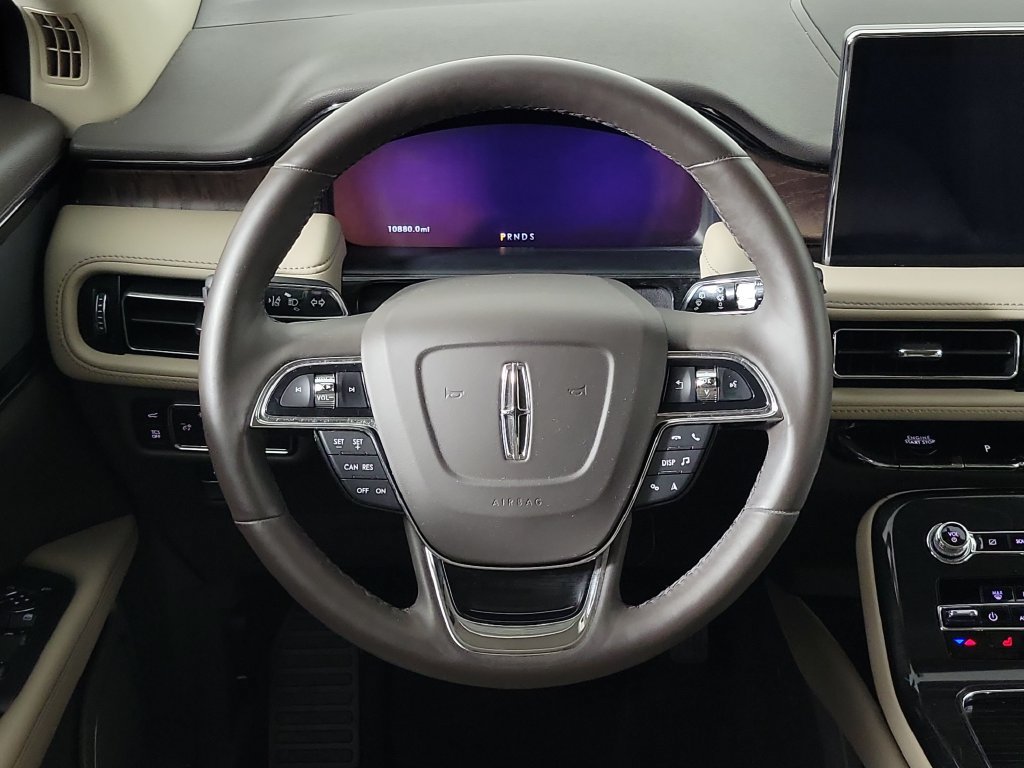 Certified 2023 Lincoln Nautilus Reserve AWD/4WD image 11