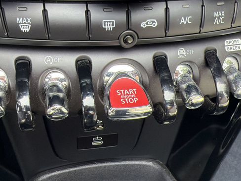 Used 2024 MINI Cooper S FWD image 15