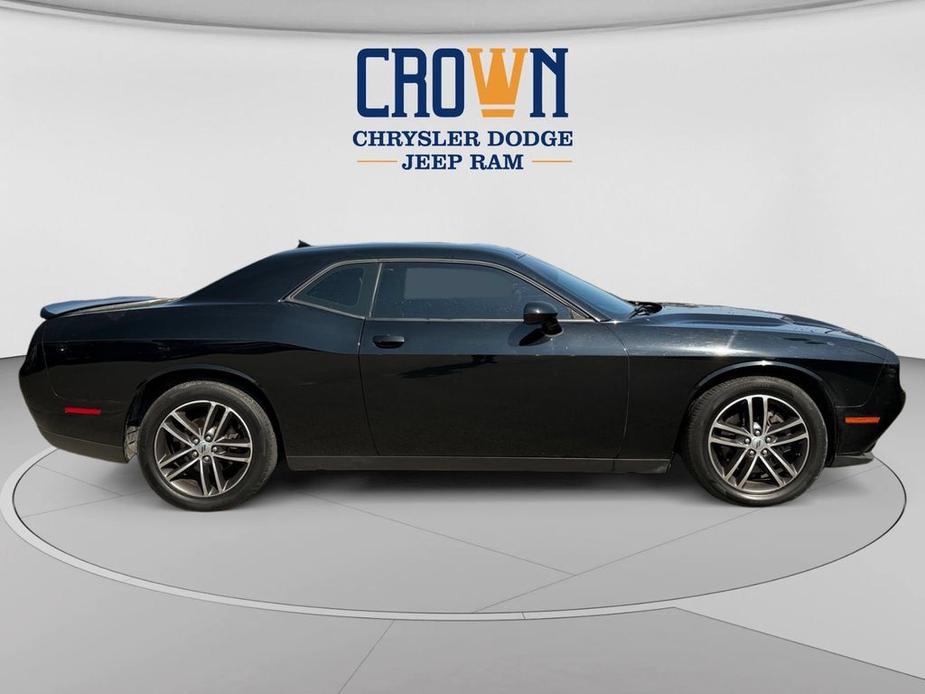 Used 2019 Dodge Challenger SXT w/ Plus Package AWD/4WD image 2