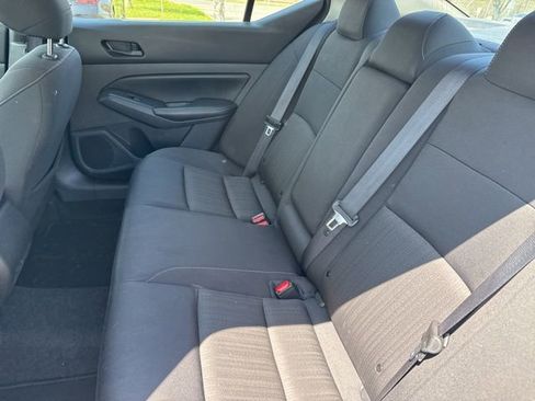 Used 2024 Nissan Altima 2.5 SV image 6