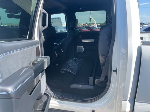 New 2026 Ford F350 Platinum w/ FX4 Off-Road Package image 26